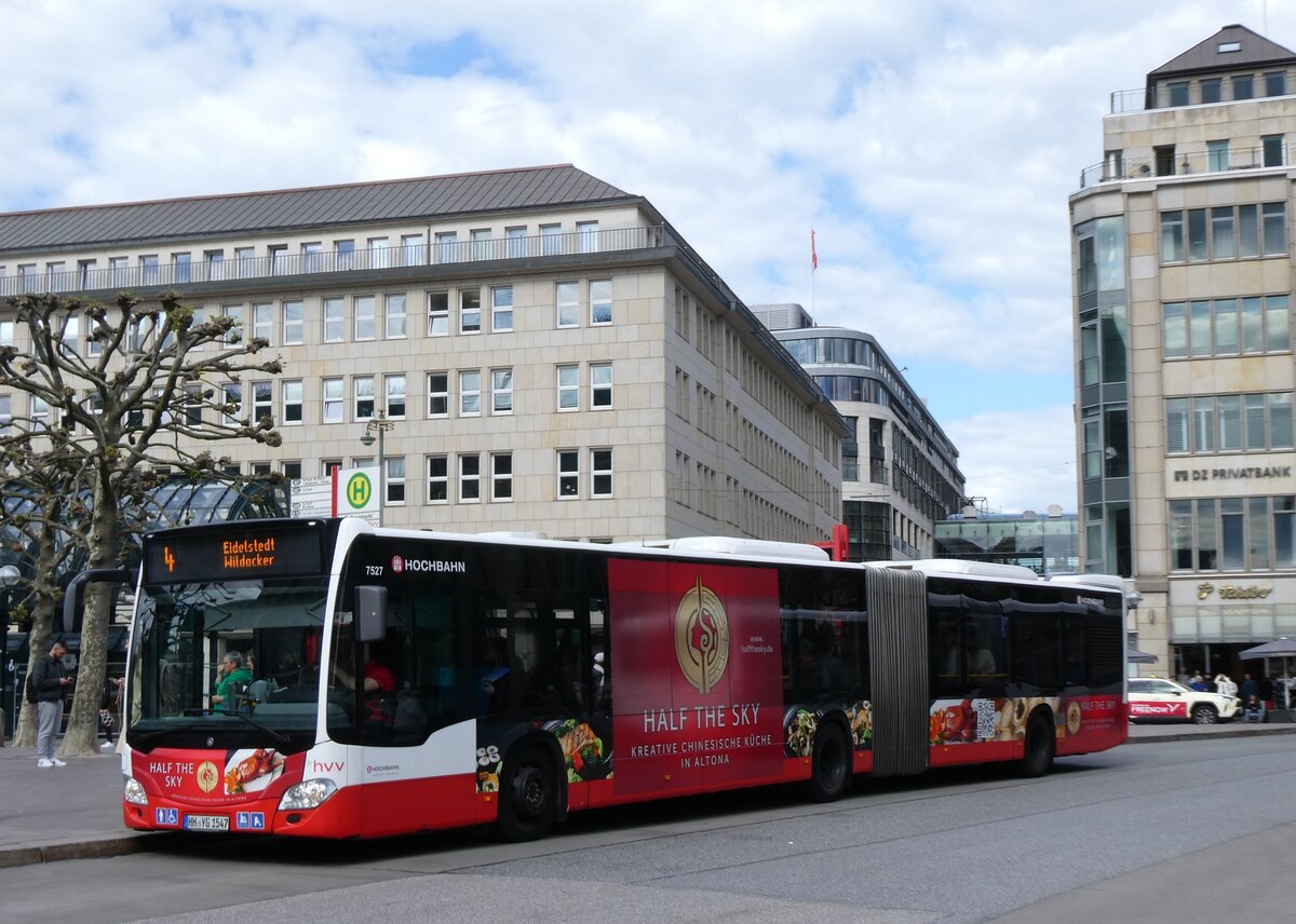 (275'090) - HHA Hamburg - Nr. 7527/HH-YG 1547 - Mercedes am 8. Mai 2025 in Hamburg, Rathausmarkt