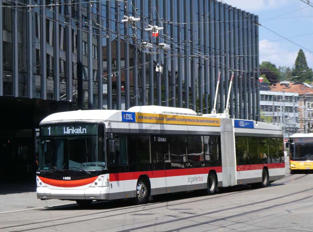 (275'587) - St. Gallerbus, St. Gallen - Nr. 183 - Hess/Hess Gelenktrolleybus am 15. Mai 2025 beim Bahnhof St. Gallen