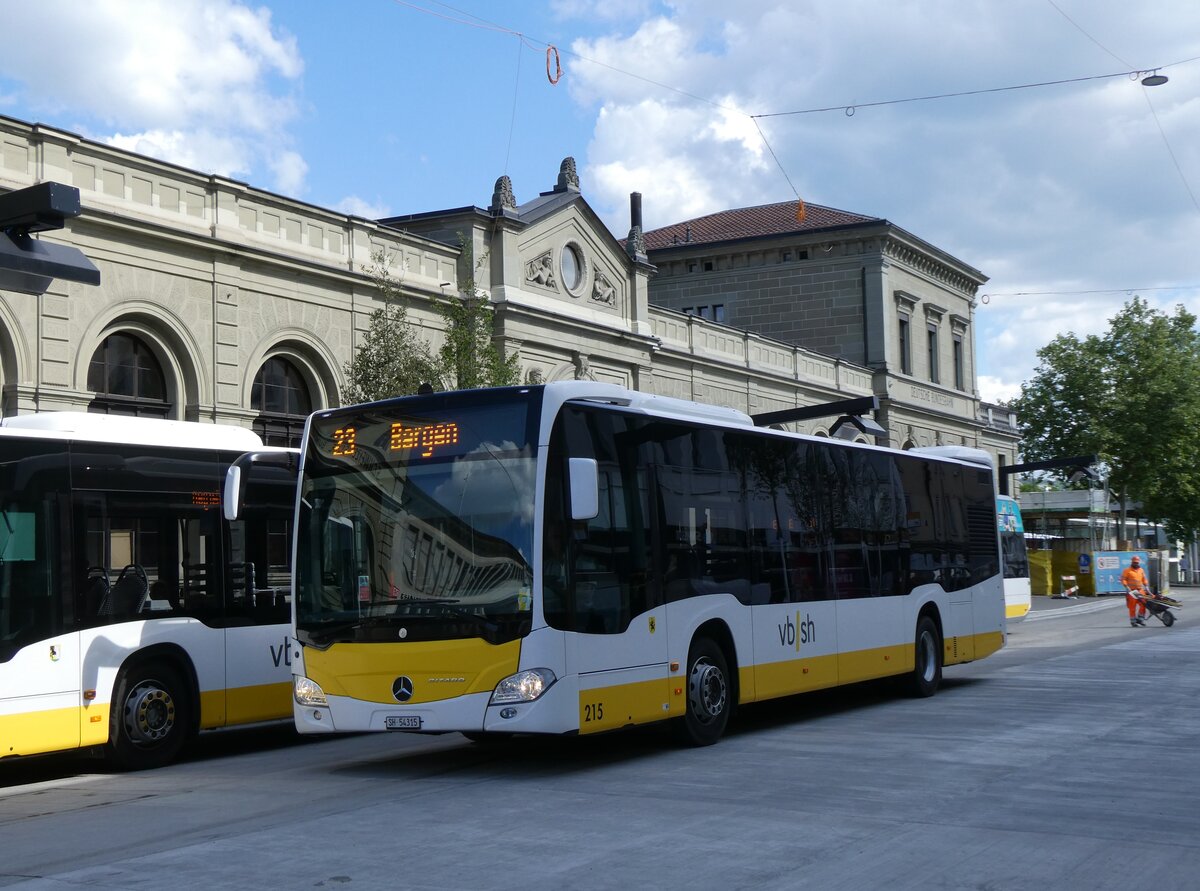 (275'627) - VBSH Schaffhausen - Nr. 215/SH 54'315 - Mercedes (ex Nr. 24) am 17. Mai 2025 beim Bahnhof Schaffhausen