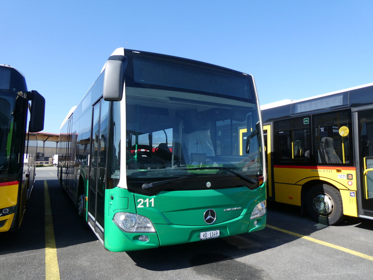 (275'700) - MBC Morges - Nr. 211/VD 1149 - Mercedes am 18. Mai 2025 in Kerzers, Interbus