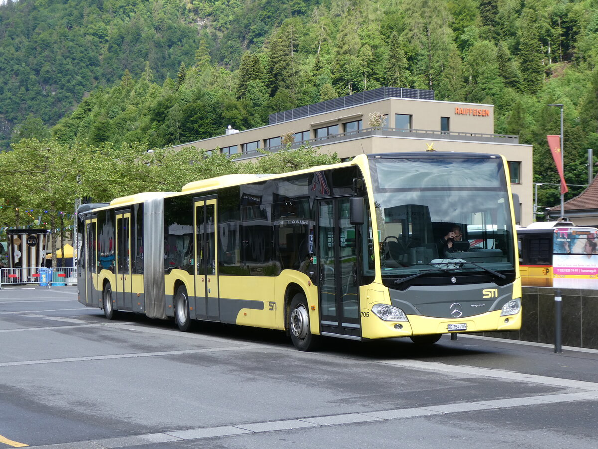 (275'737) - STI Thun - Nr. 705/BE 754'705 - Mercedes am 23. Mai 2025 beim Bahnhof Interlaken Ost