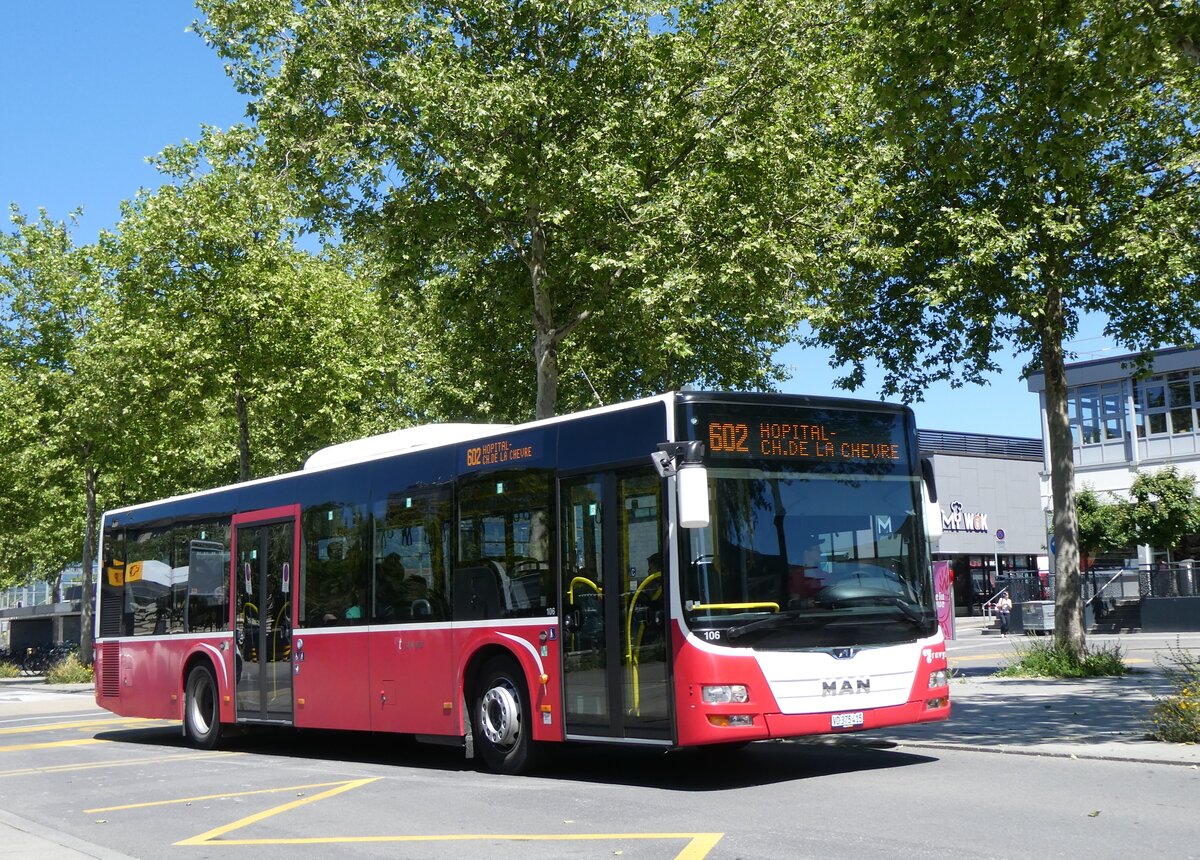 (276'017) - TRAVYS Yverdon - Nr. 106/VD 375'415 - MAN (ex Dr. Richard, A-Wien Nr. 1431) am 30. Mai 2025 beim Bahnhof Yverdon