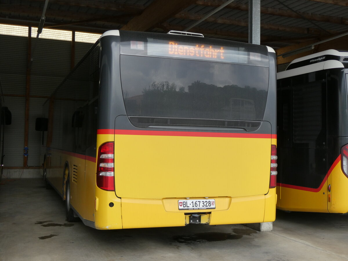 (276'249) - PostAuto Nordscheiz - BL 167'328/PID 4622 - Mercedes am 3. Juni 2025 in Laufen, Garage