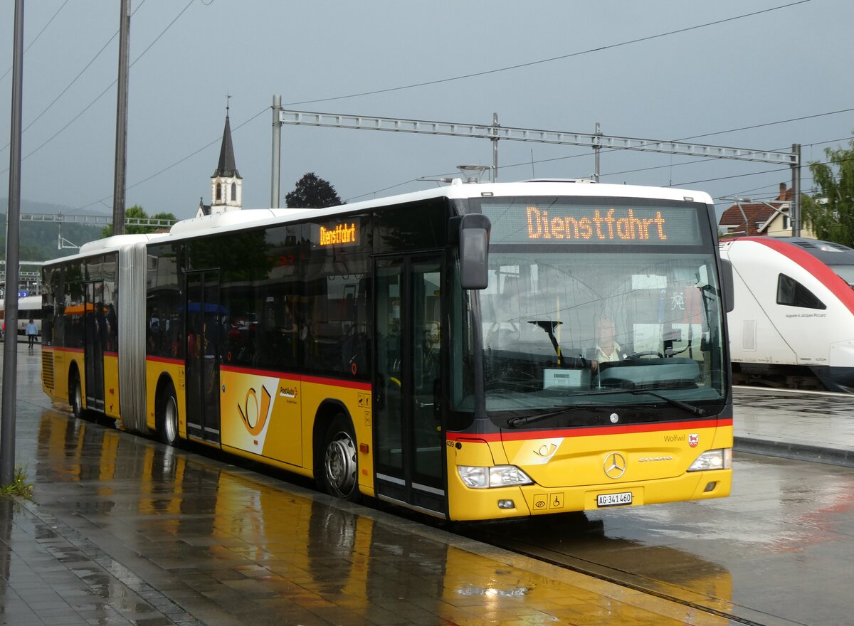 (276'256) - PostAuto Nordschweiz (vermietet an Stutz, Jonen) - Nr. 439/AG 341'460/PID 5222 - Mercedes (ex Wyss, Boningen Nr. 52) am 3. Juni 2025 beim Bahnhof Laufen