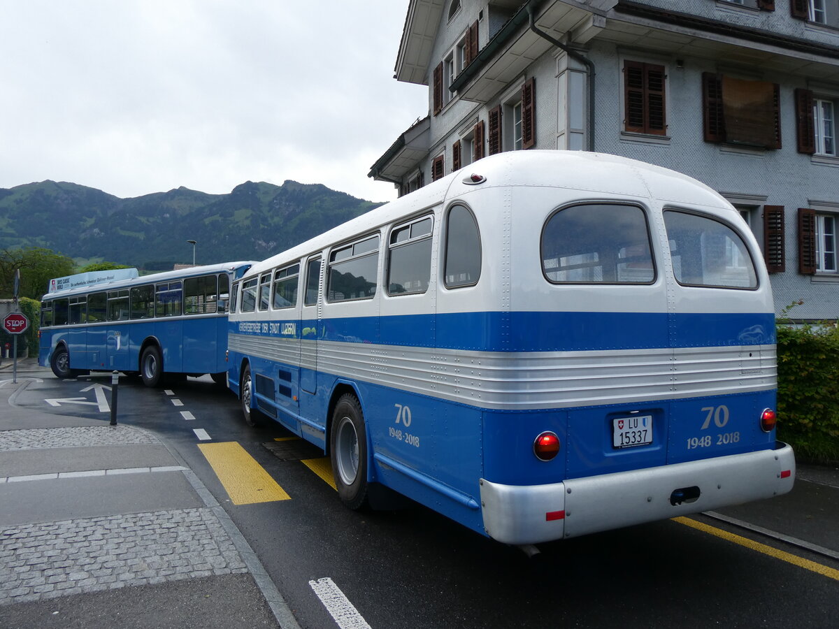 (276'383) - VBL Luzern (vbl-historic) - Nr. 76/LU 15'337 - Twin Coach am 7. Juni 2025 in Sarnen, OiO