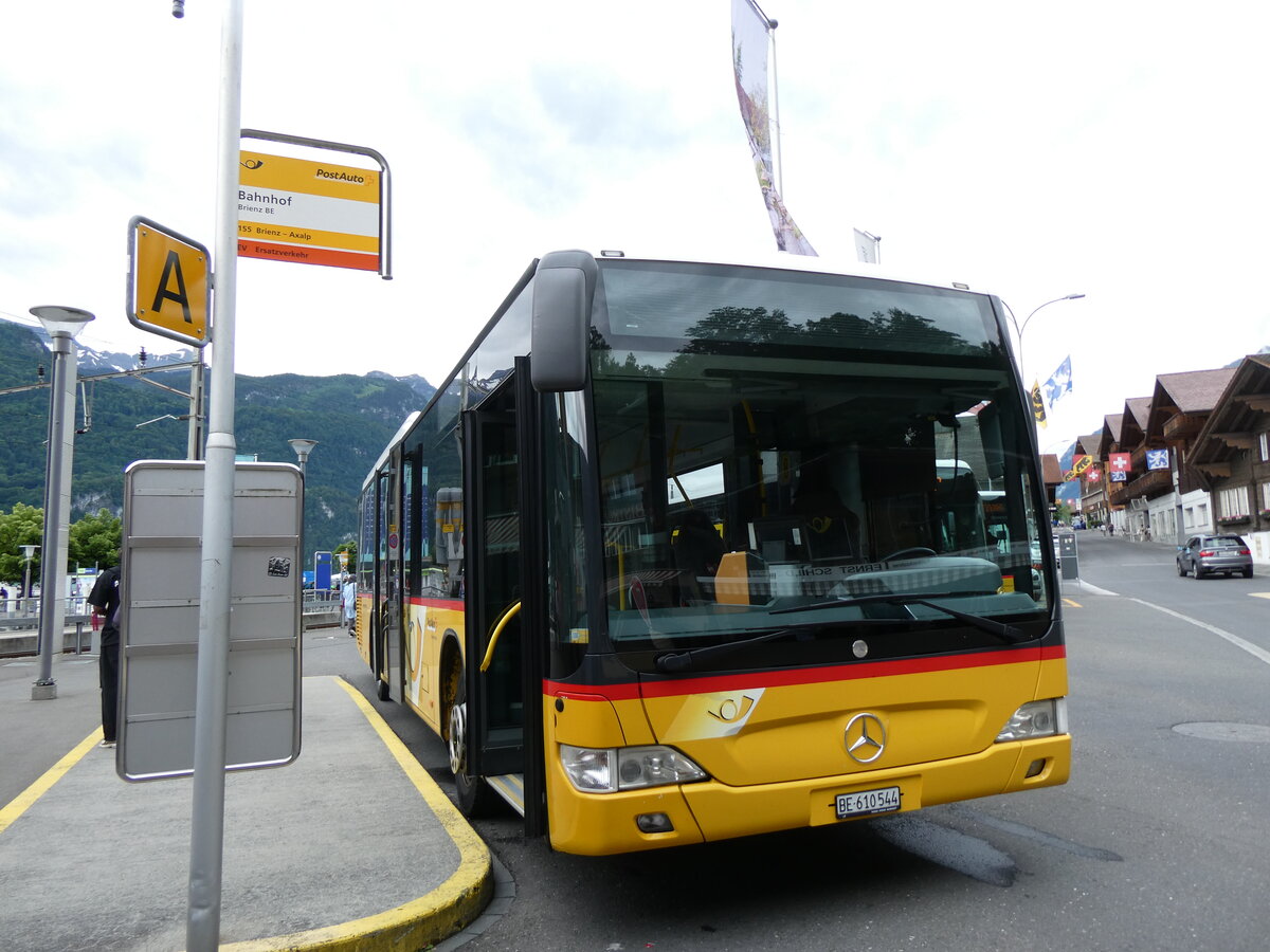 (276'485) - PostAuto Bern - BE 610'544/PID 5417 - Mercedes (ex BE 538'988; ex BE 637'781) am 7. Juni 2025 beim Bahnhof Brienz