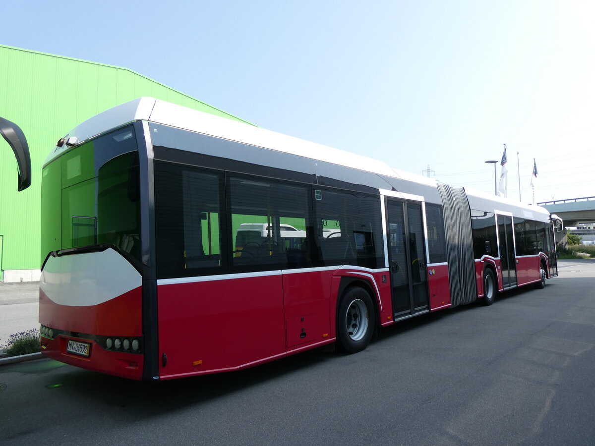 (276'507) - Aus Oesterreich: PostBus - MN 04'592 (PID 15'715) - Solaris am 9. Juni 2025 in Kerzers, Interbus (deutsches Kennzeichen)