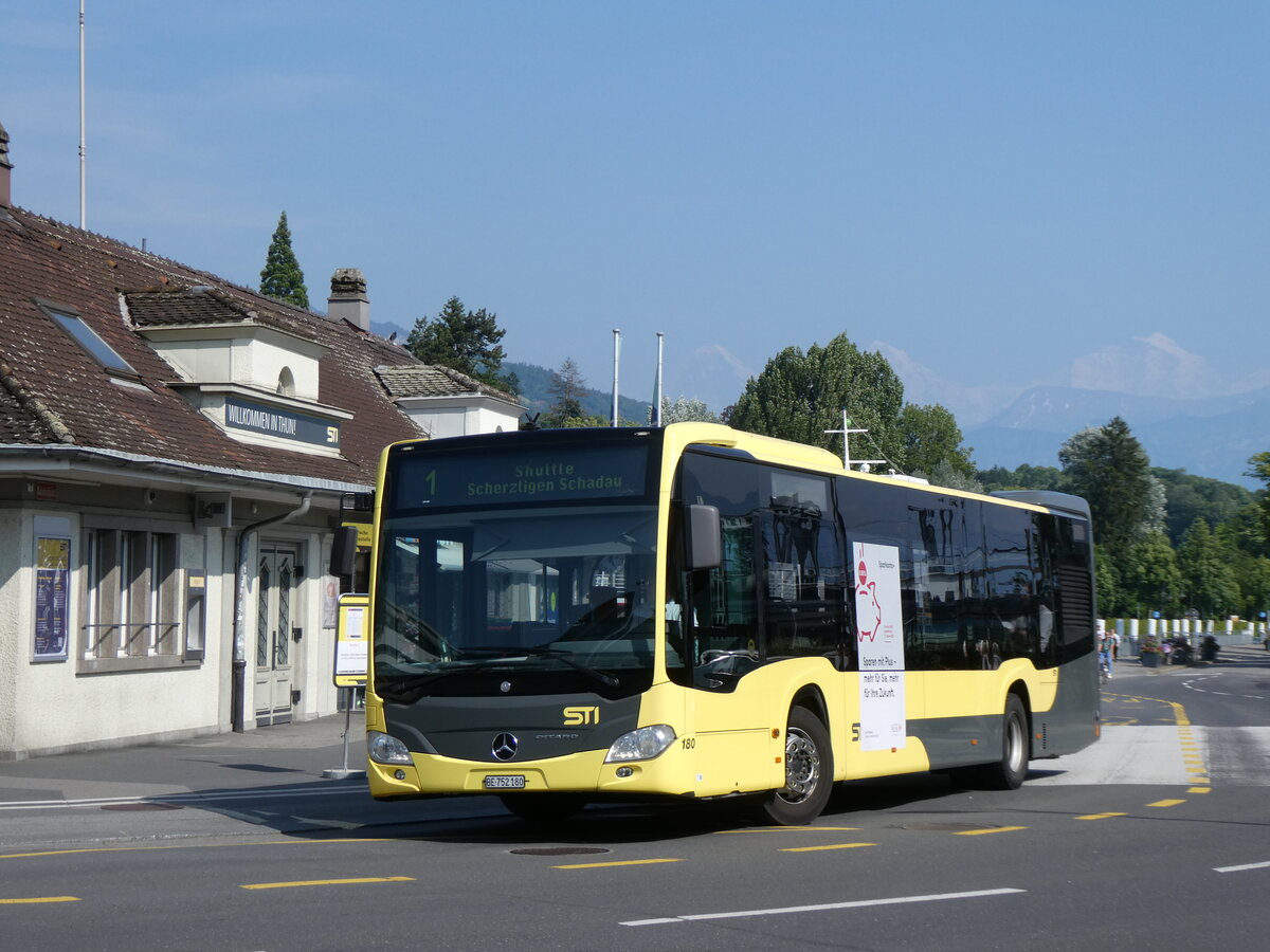 (276'547) - STI Thun - Nr. 180/BE 752'180 - Mercedes am 9. Juni 2025 beim Bahnhof Thun