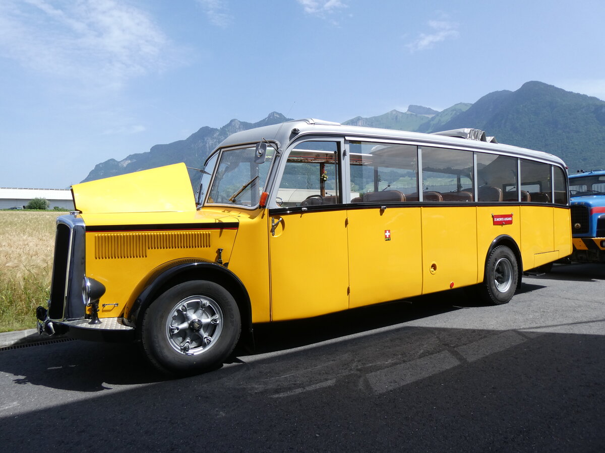 (276'693) - Riviera Carburant Lavage, St-Lgier - VD 1459 U - Saurer/Saurer (ex Nestl; ex AVG Grindelwald; ex P 23'106; ex P 2160) am 14. Juni 2025 in Aigle, Kolly SA
