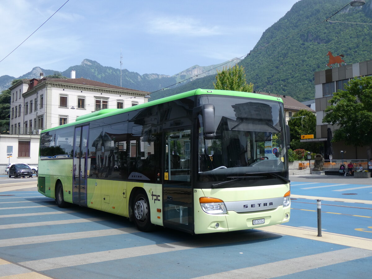 (276'705) - TPC Aigle - Nr. 29/VD 263'041 - Setra (ex Volnbusz, H-Budapest) am 14. Juni 2025 beim Bahnhof Aigle