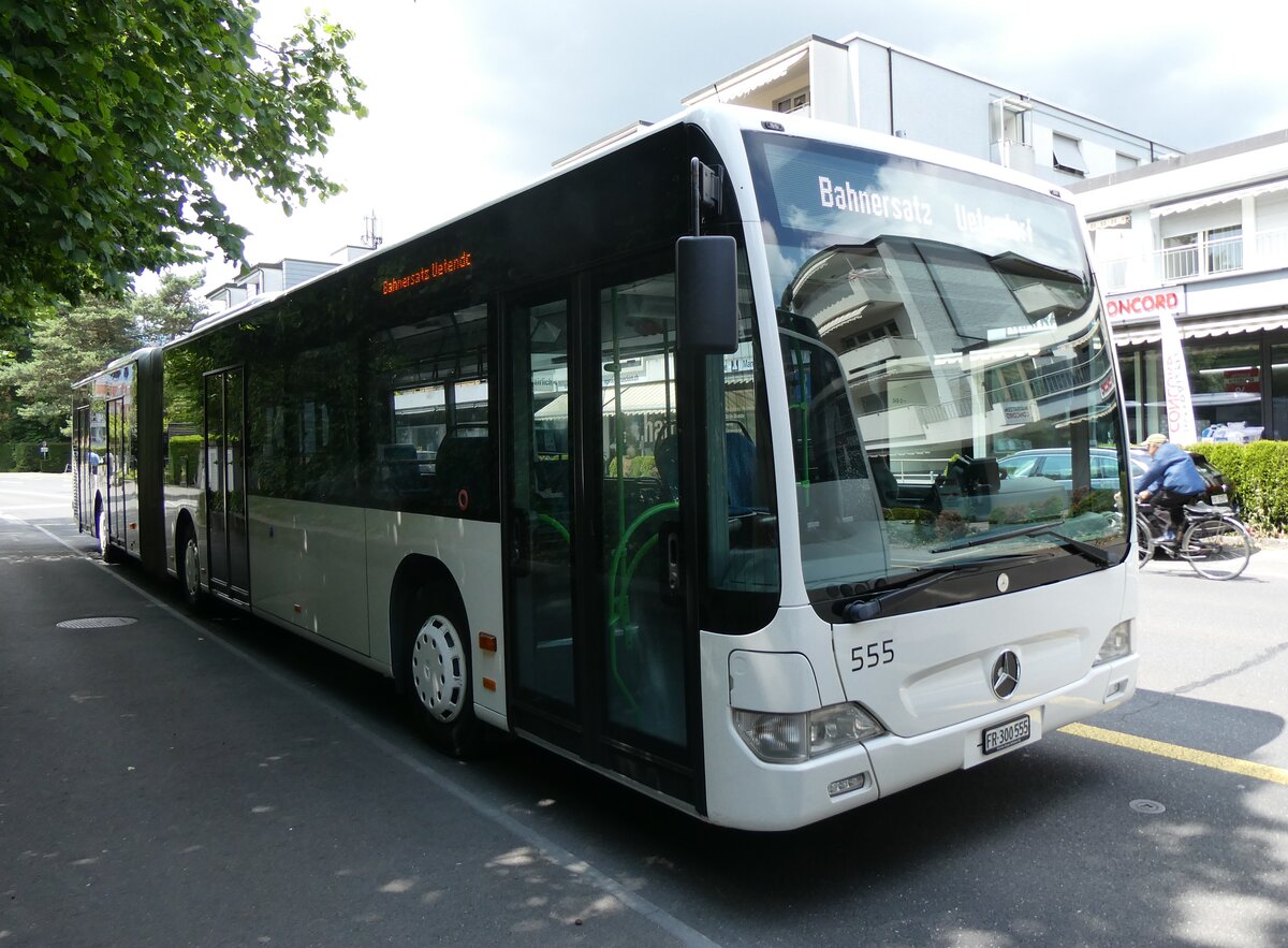 (276'782) - Intertours, Domdidier - Nr. 555/FR 300'555 - Mercedes (ex Nr. 412; ex TPL Lugano Nr. 412) am 16. Juni 2025 in Thun, Klosestrasse