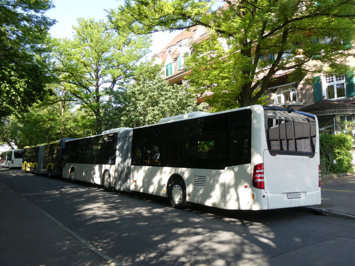 (276'799)- Intertours, Domdidier - Nr. 481/FR 300'481 - Mercedes (ex Nr. 211; ex STI Thun Nr. 135) am 17. Juni 2025 beim Bahnhof Thun (Kante X)