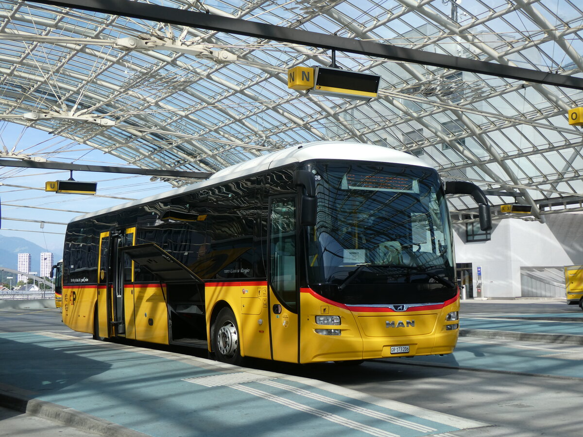 (276'877) - PostAuto Graubnden - GR 173'206/PID 11'508 - MAN am 18. Juni 2025 in Chur, Postautostation