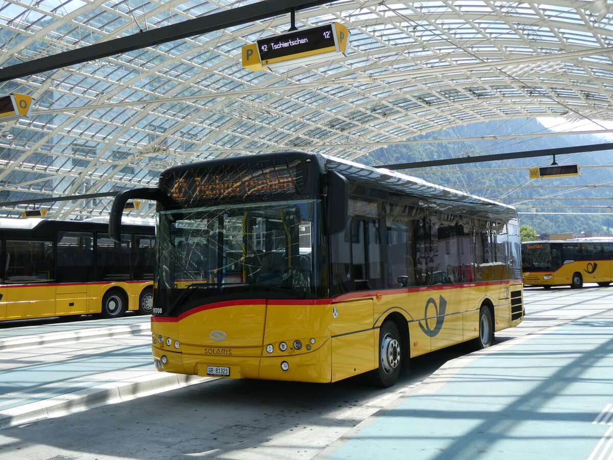 (276'922) - PostAuto Graubnden - GR 81'323/PID 11'708 - Solaris am 18. Juni 2025 in Chur, Postautostation