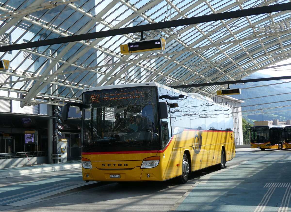 (276'954) - PostAuto Graubnden - GR 179'708/PID 11'301 - Setra am 18. Juni 2025 in Chur, Postautostation