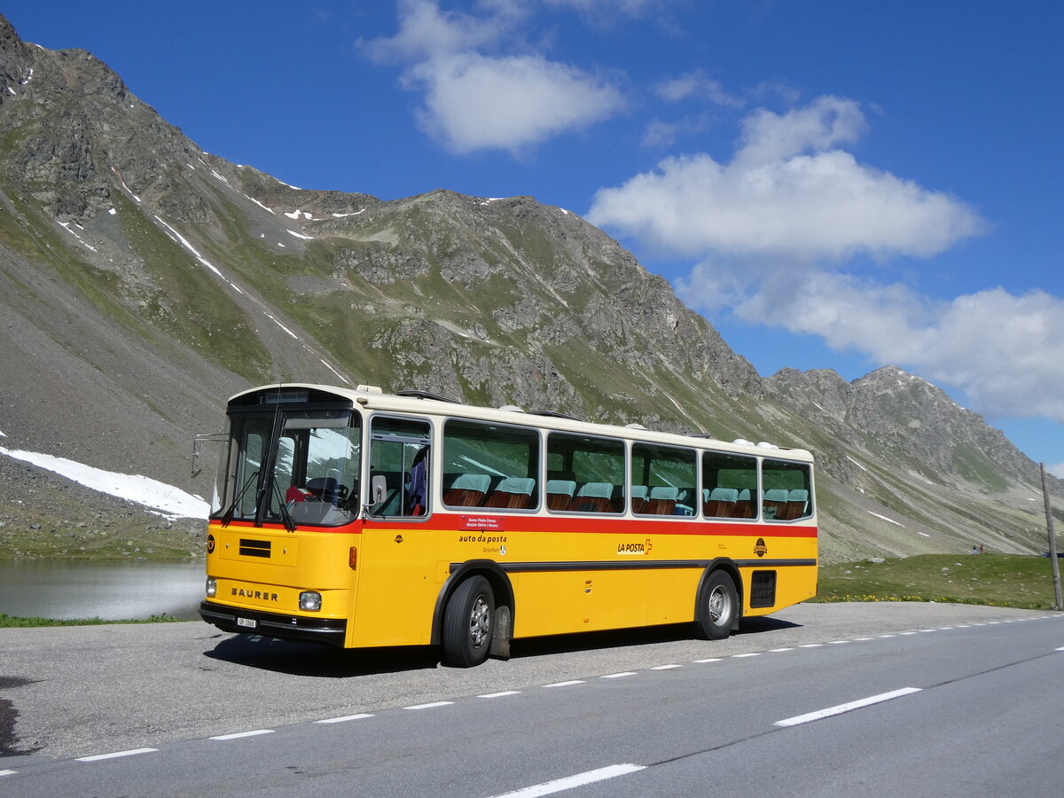 (277'003) - Gaudenz, Andeer - GR 1866 - Saurer/R&J (ex Mark, Andeer PID 2824; ex PostAuto Graub�nden; ex P 24'350) am 19. Juni 2025 auf dem Fl�elapass
