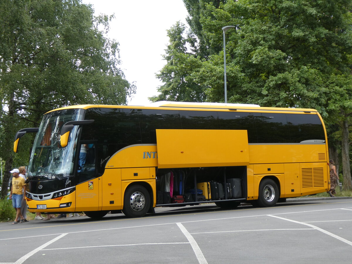 (277'219) - Aus Tschechien: Intertrans, Plzen - 7P2 5004 - MAN/Beulas am 23. Juni 2025 in Thun, Lachen