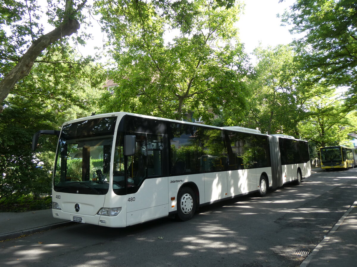 (277'257) - Intertours, Domdidier - Nr. 480/FR 300'380 - Mercedes (ex Nr. 210; ex STI Thun Nr. 134) am 27. Juni 2025 beim BAhnhof Thun (Kante X)