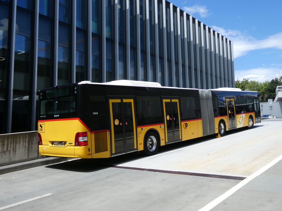 (277'275) - PostAuto Bern - Nr. 10'818/BE 637'670/PID 10'818 - MAN (ex Nr. 670) am 27. Juni 2025 in Bern, Postautostation