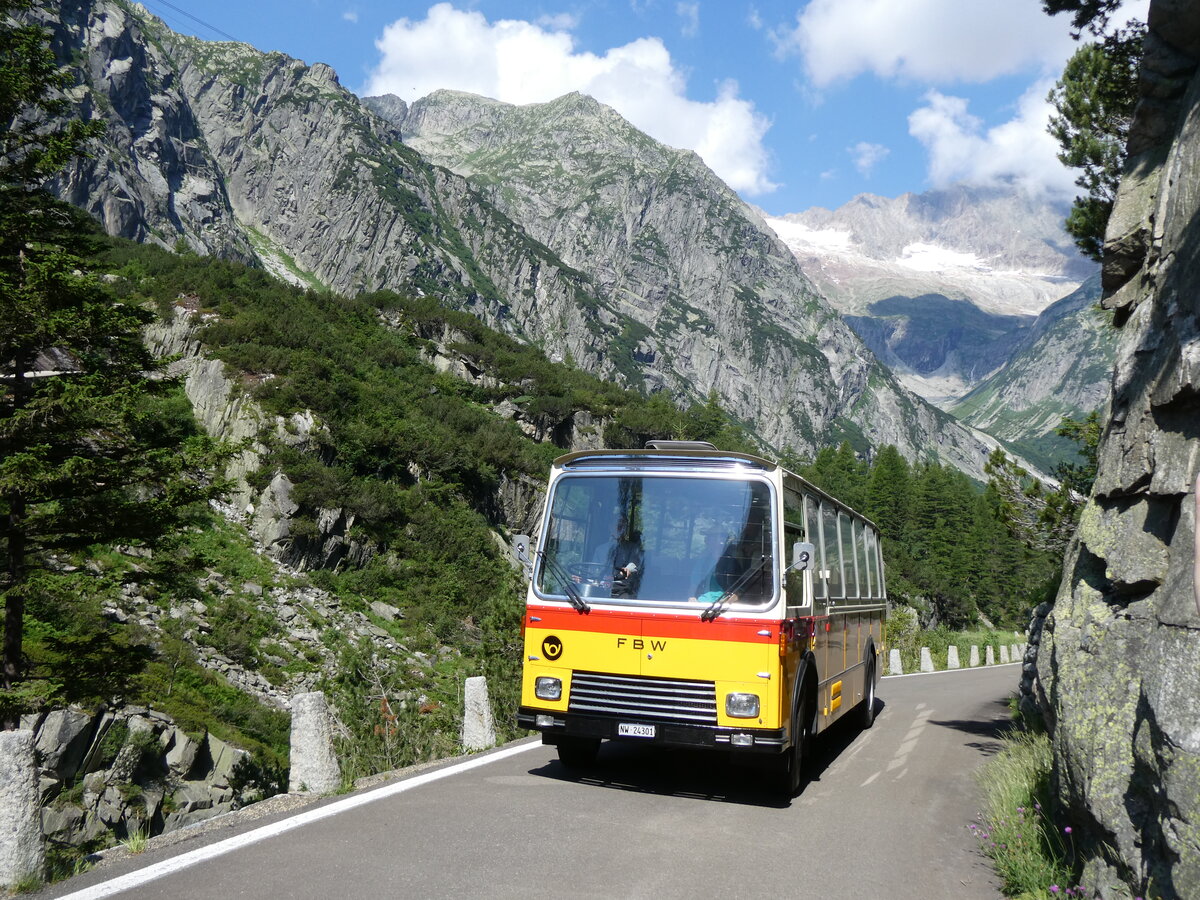 (277'391) - Lambach, Gommiswald - NW 24'301 - FBW/Eggli (ex Tanner+Lambach, Reigoldswil; ex Lambach, Rieden; ex Meier, Grt; ex AVG Grindelwald Nr. 13; ex P 24'182) am 1. Juli 2025 auf der alten Grimselstrasse