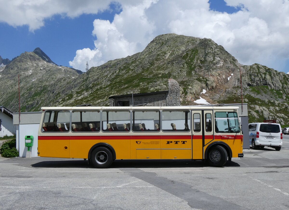 (277'441) - Lambach, Gommiswald - NW 24'301 - FBW/Eggli (ex Tanner+Lambach, Reigoldswil; ex Lambach, Rieden; ex Meier, Grt; ex AVG Grindelwald Nr. 13; ex P 24'182) am 1. Juli 2025 in Grimsel, Passhhe
