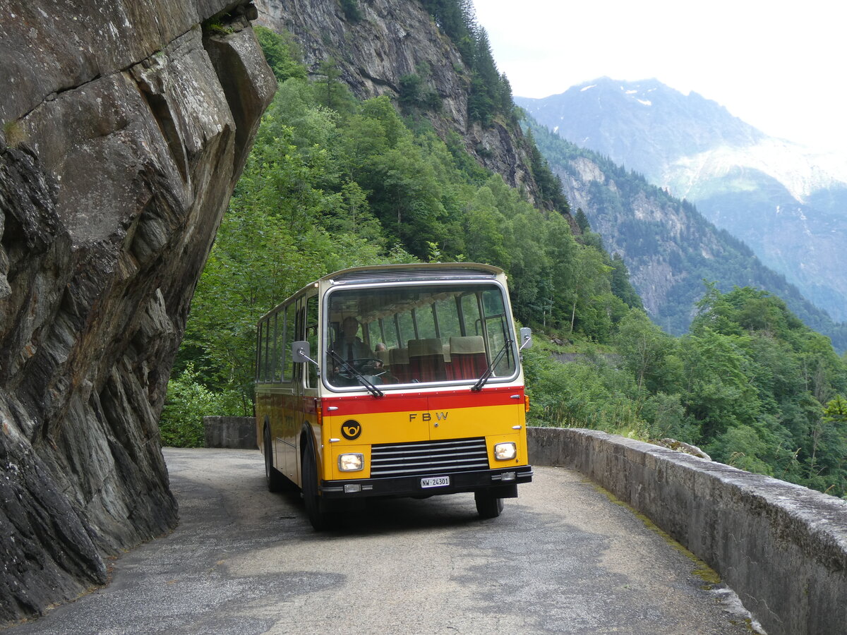 (277'462) - Lambach, Gommiswald - NW 24'301 - FBW/Eggli (ex Tanner+Lambach, Reigoldswil; ex Lambach, Rieden; ex Meier, Grt; ex AVG Grindelwald Nr. 13; ex P 24'182) am 1. Juli 2025 auf der alten Grimselstrasse