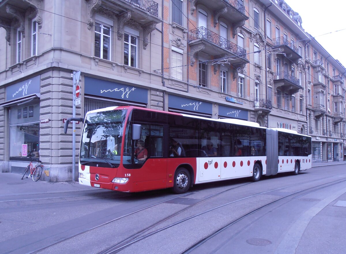 (277'632) - TPF Fribourg - Nr. 158/FR 300'364 - Mercedes am 6. Juli 2025 beim Bahnhof Bern