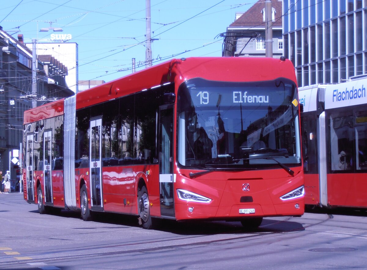 (277'702) - Bernmobil, Bern - Nr. 248/BE 881'248 - eIrizar am 9. Juli 2025 beim Bahnhof Bern