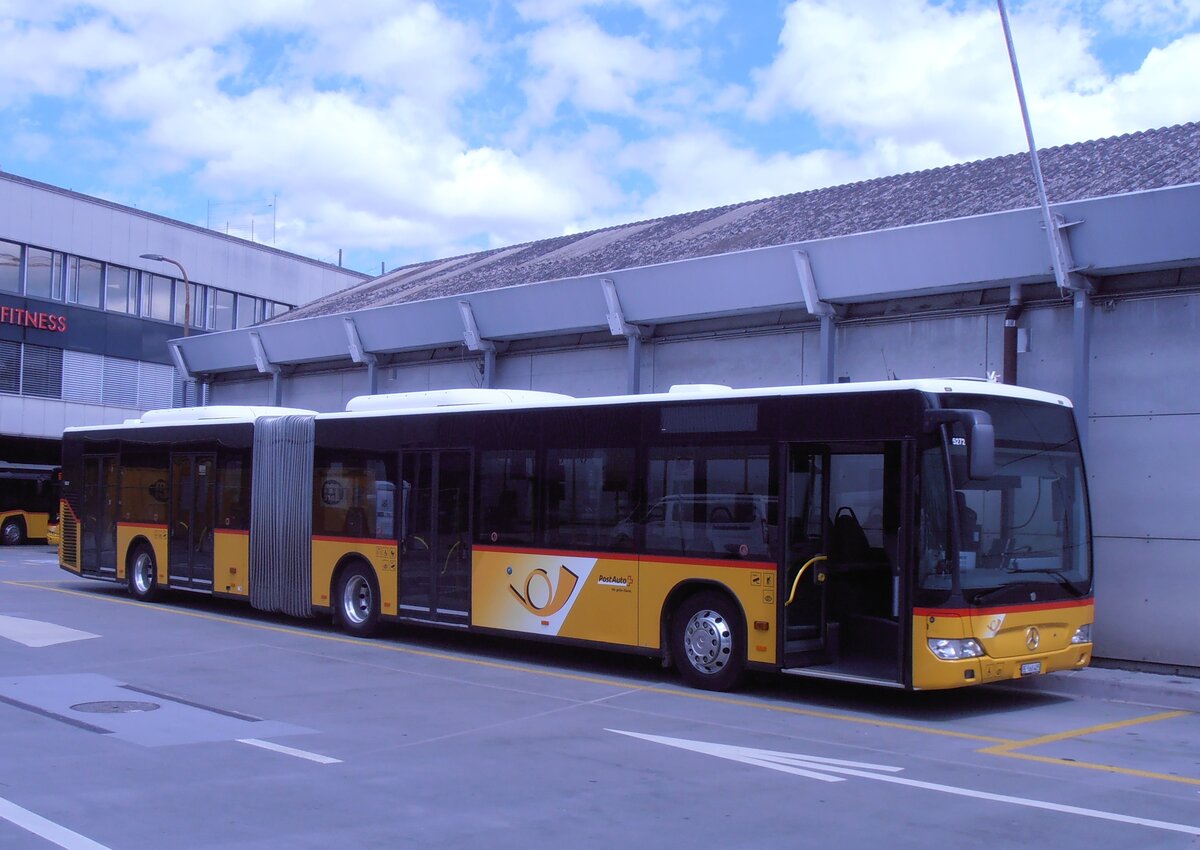 (277'920) - PostAuto Bern - Nr. 5272/BE 560'405/PID 5272 - Mercedes (ex Nr. 636) am 17. Juli 2025 in Bern, Postautostation