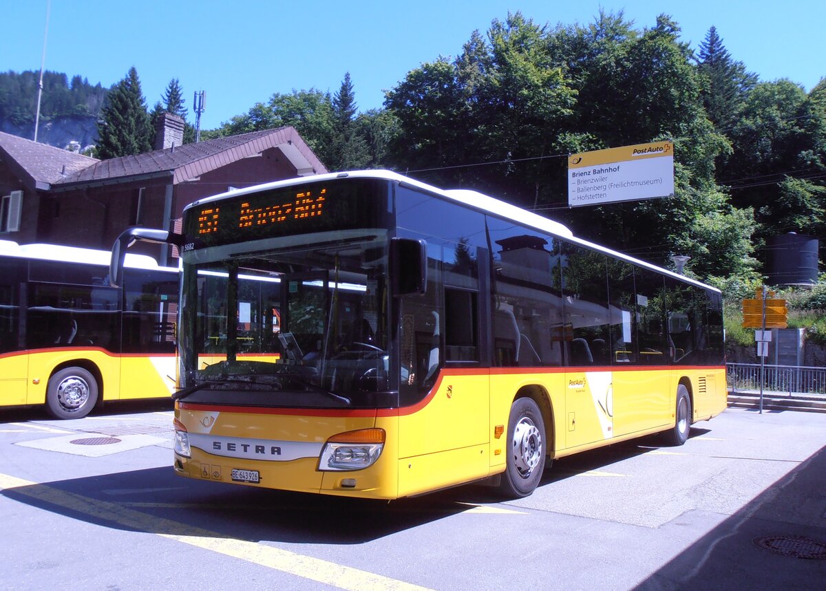 (277'954) - Flck, Brienz - Nr. 8/BE 643'926/PID 5682 - Setra am 18. Juli 2025 auf dem Brnigpass