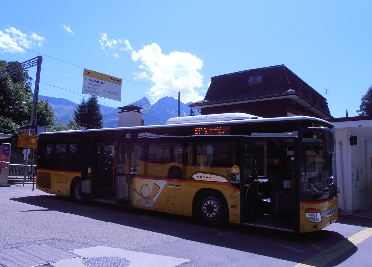 (277'956) - Flck, Brienz - Nr. 8/BE 643'926/PID 5682 - Setra am 18. Juli 2025 auf dem Brnigpass