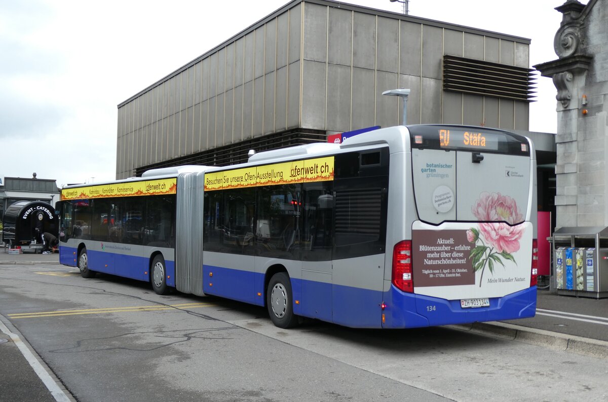 (278'009) - VZO Grningen - Nr. 134/ZH 903'134 - Mercedes am 25. Juli 2025 beim Bahnhof Rapperswil