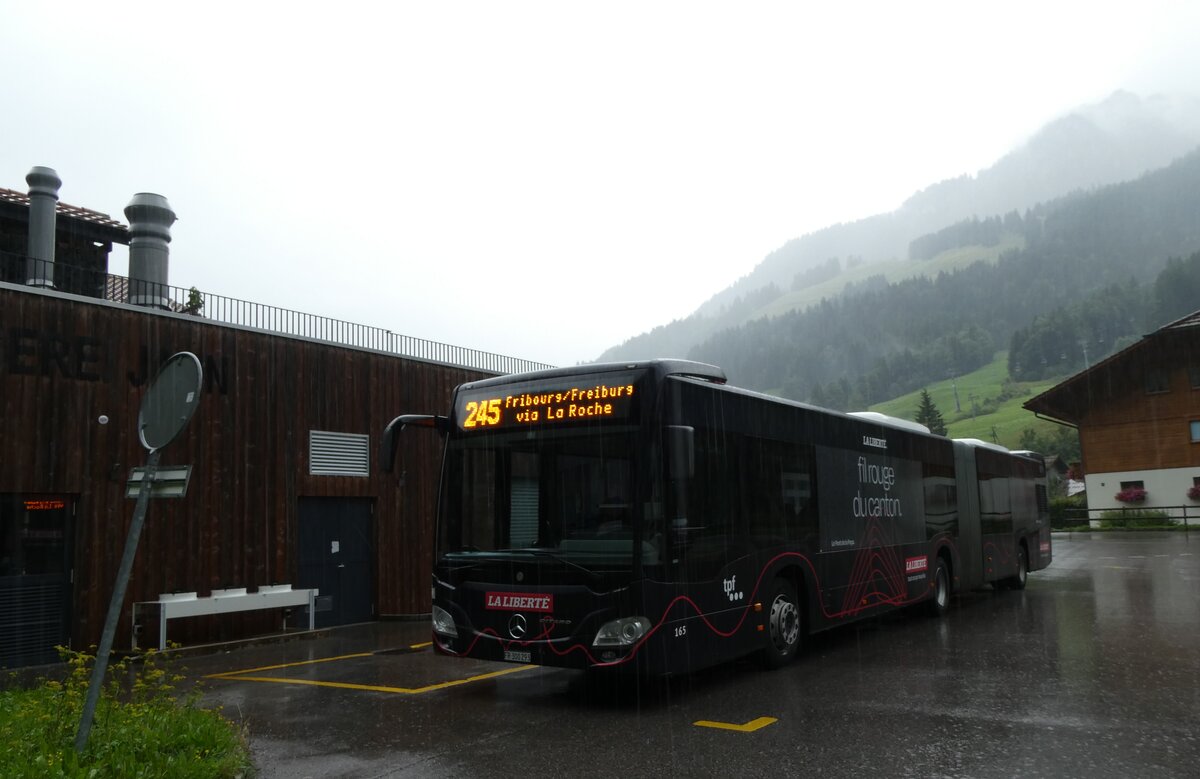 (278'063) - TPF Fribourg - Nr. 165/FR 300'293 - Mercedes am 26. Juli 2025 in Kappelboden, Garage