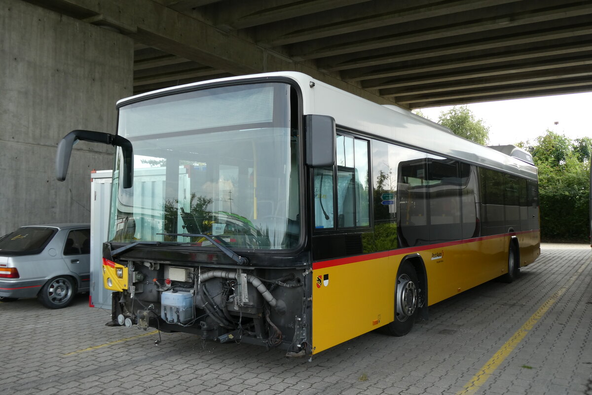 (278'131) - PostAuto Bern - Nr. 10/BE 673'731/PID 5500 - Hess (ex Klopfstein, Laupen Nr. 10) am 27. Juli 2025 in Kerzers, Murtenstrasse