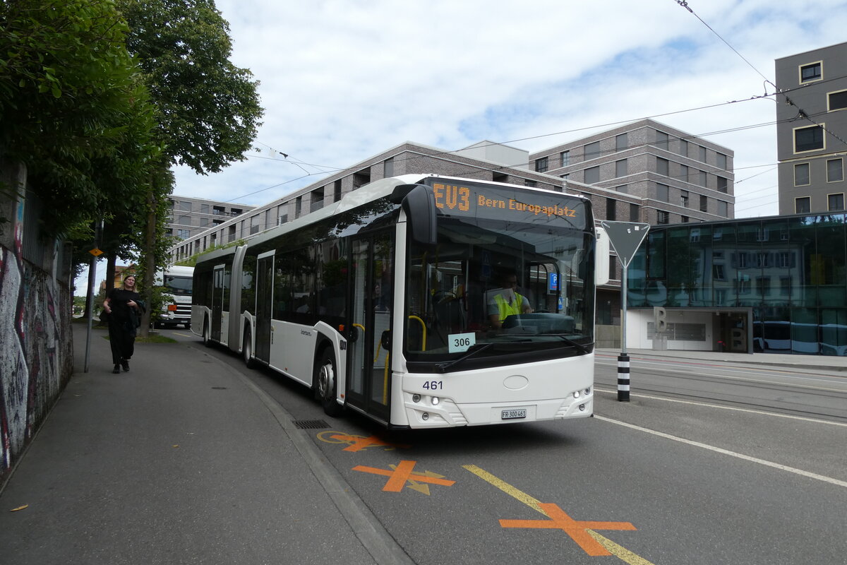 (278'244) - Intertours, Domdidier - Nr. 641/FR 300'641 - Solaris (ex PostBus/A BD 15'719) am 30. Juli 2025 beim Bahnhof Bern Europaplatz