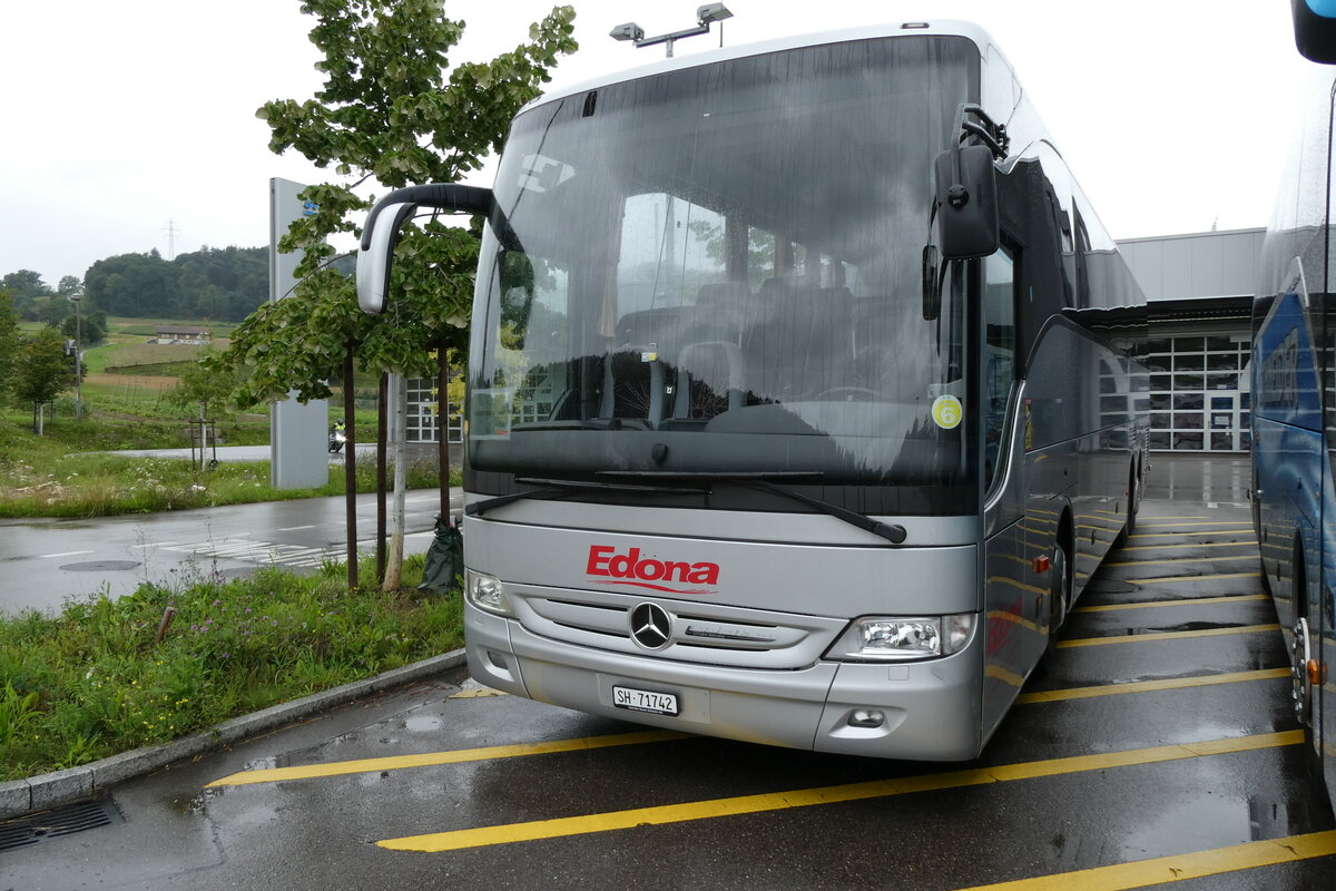 (278'381) - Edona, Schaffhausen - SH 71'742 - Mercedes am 2. August 2025 in Winterthur, Daimler Buses