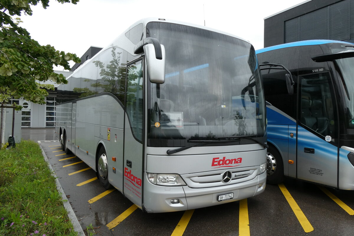 (278'382) - Edona, Schaffhausen - SH 71'742 - Mercedes am 2. August 2025 in Winterthur, Daimler Buses