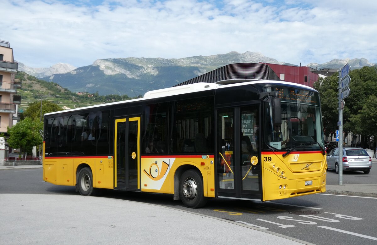 (278'540) - PostAuto Wallis - Nr. 39/VS 471'468/PID 10'879 - Volvo am 5. August 2025 beim Bahnhof Sion