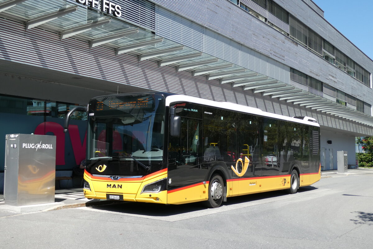 (278'625) - PostAuto Graubnden - GR 184'614/PID 11'930 - MAN am 8. August 2025 beim Bahnhof Landquart