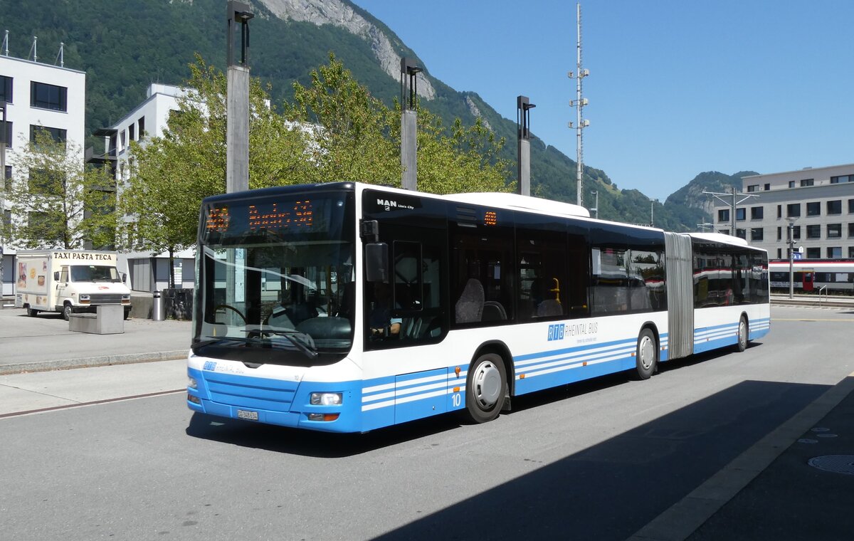(278'637) - RTB Altsttten - Nr. 10/SG 348'634 - MAN am 8. August 2025 beim Bahnhof Sargans
