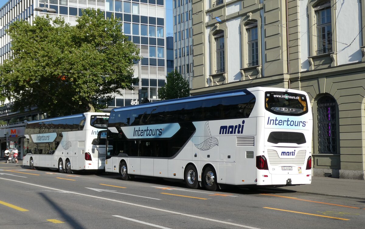 (278'677) - Intertours, Domdidier - FR 300'550 - Setra am 9. August 2025 beim Bahnhof Bern