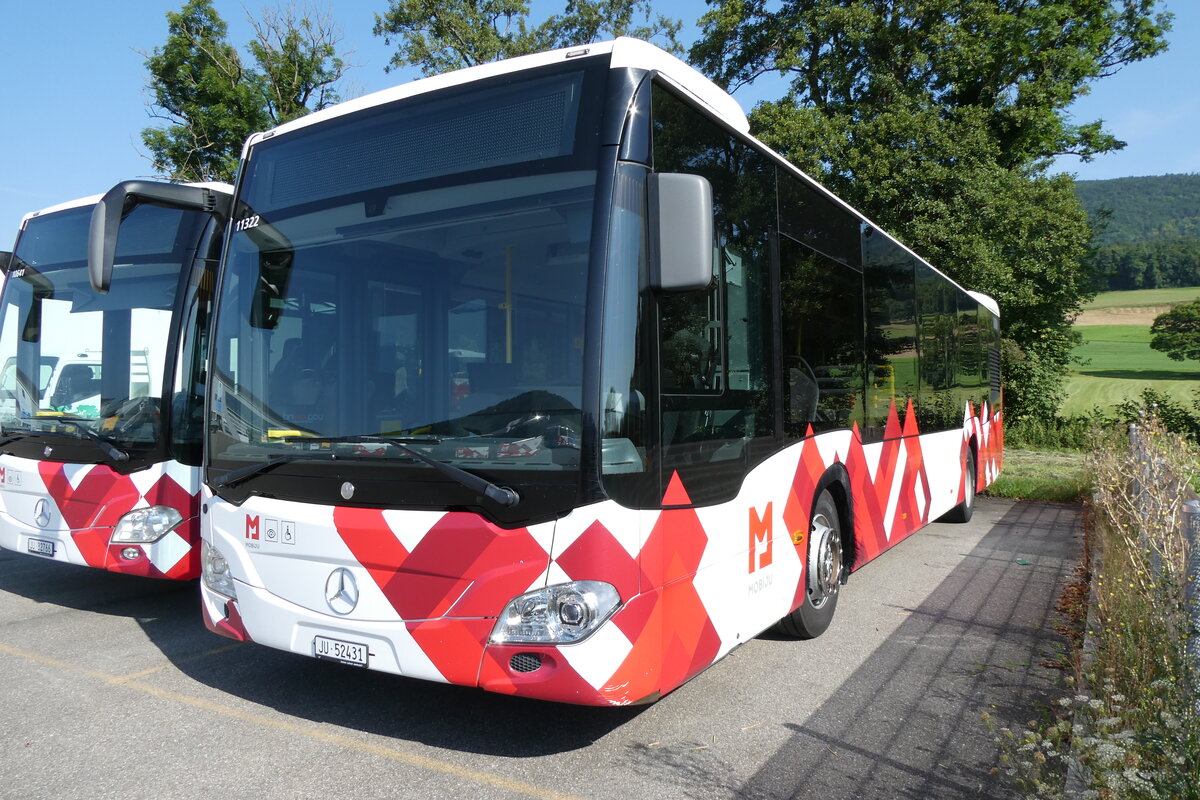 (278'700) - CarPostal Ouest - JU 52'431/PID 11'322 - Mercedes am 9. August 2025 in Develier, Parkplatz