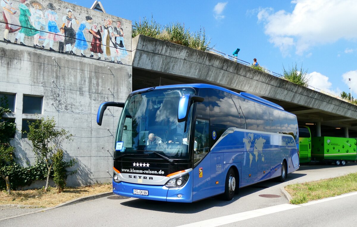 (279'183) - Aus Deutschland: Klemm, Ebermannstadt - FO-OK 66 - Setra am 17. August 2025 in Avry-devant-Pont, Autobahnraststtte 