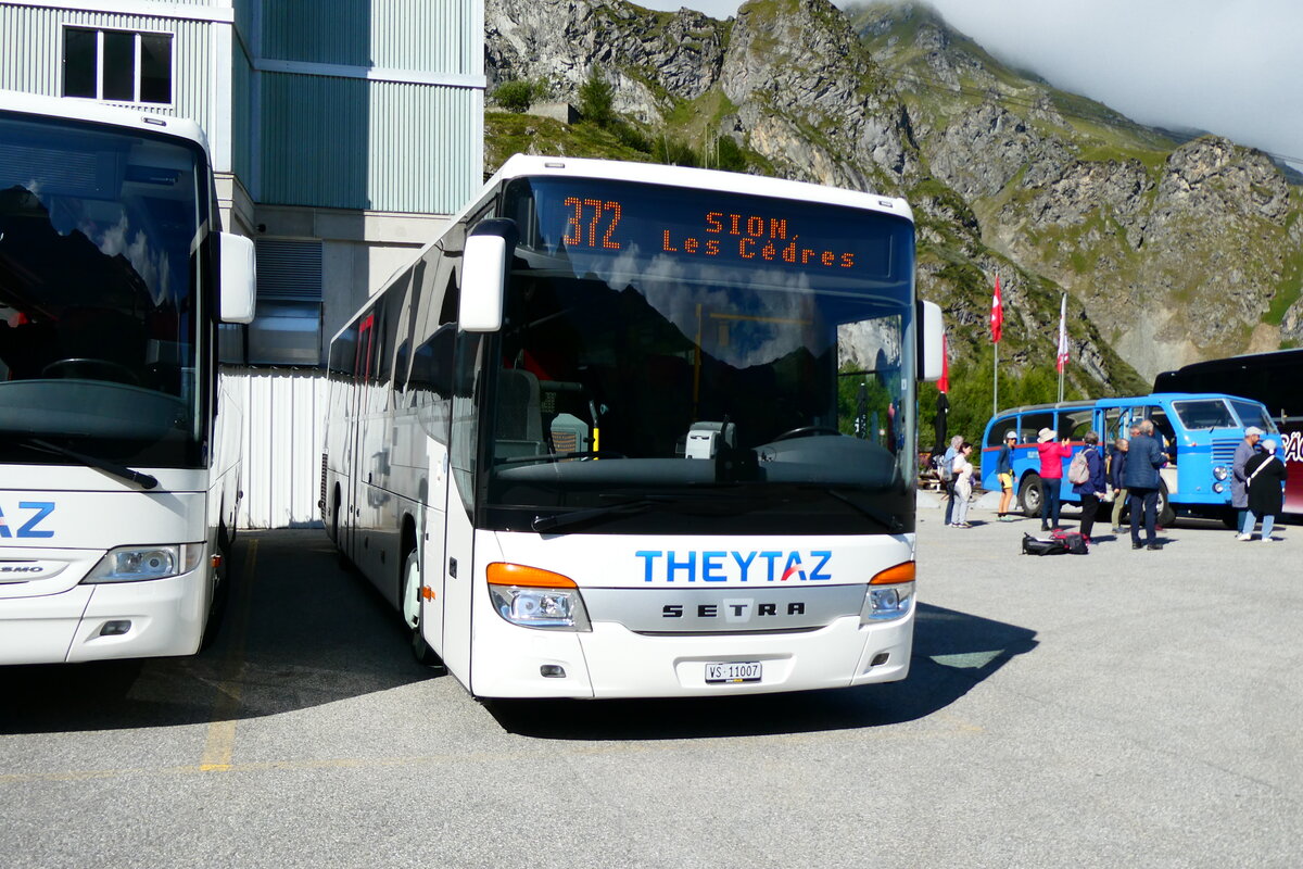 (279'281) - Theytaz, Sion - VS 11'007 - Setra am 23. August 2025 in Dixence, Le Chargeur