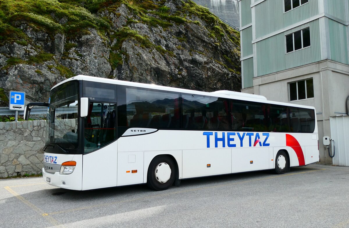 (279'313) - Theytaz, Sion - VS 11'006 - Setra am 23. August 2025 in Dixence, Le Chargeur
