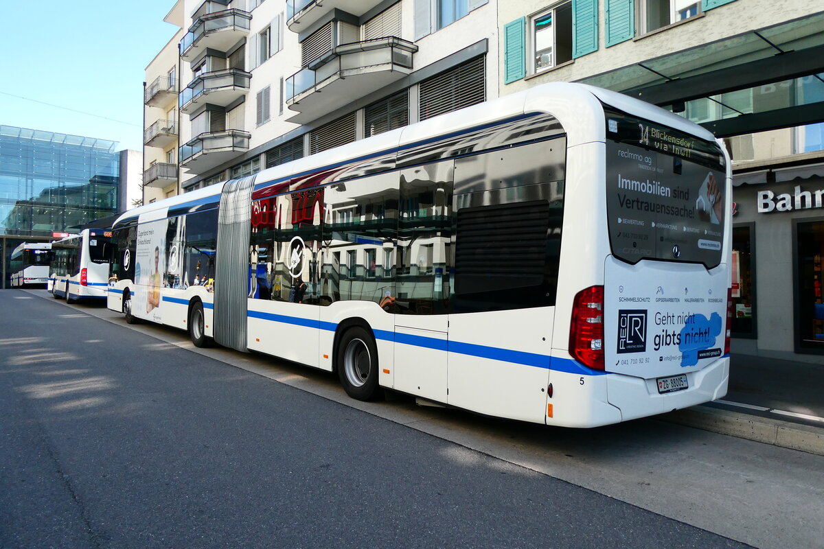 (279'427) - ZVB Zug - Nr. 5/ZG 88'005 - eMercedes am 26. August 2025 beim Bahnhof Zug