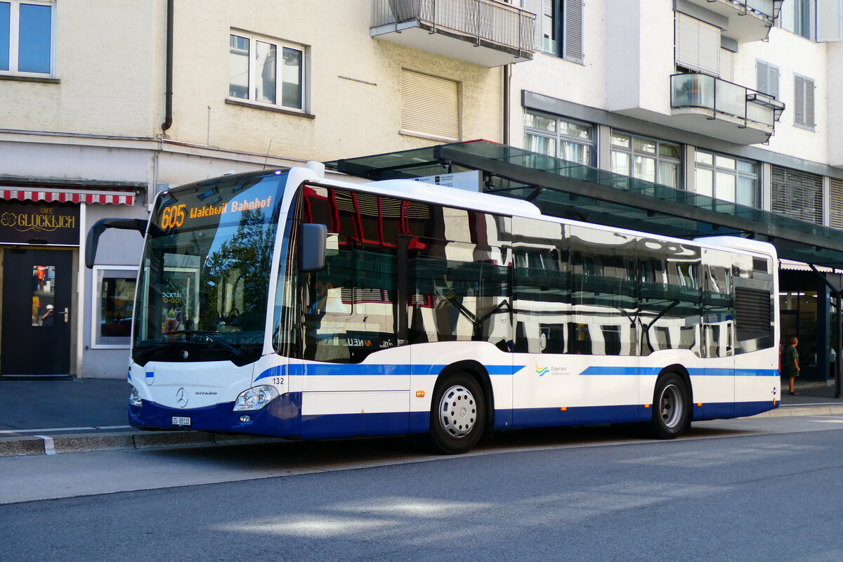 (279'430) - ZVB Zug - Nr. 132/ZG 88'132 - Mercedes am 26. August 2025 beim Bahnhof Zug