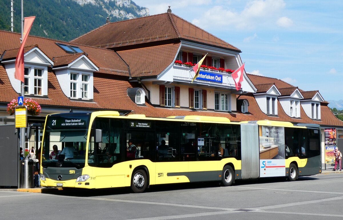 (279'455) - STI Thun - Nr. 717/BE 904'717 - Mercedes am 26. August 2025 beim Bahnhof Interlaken Ost