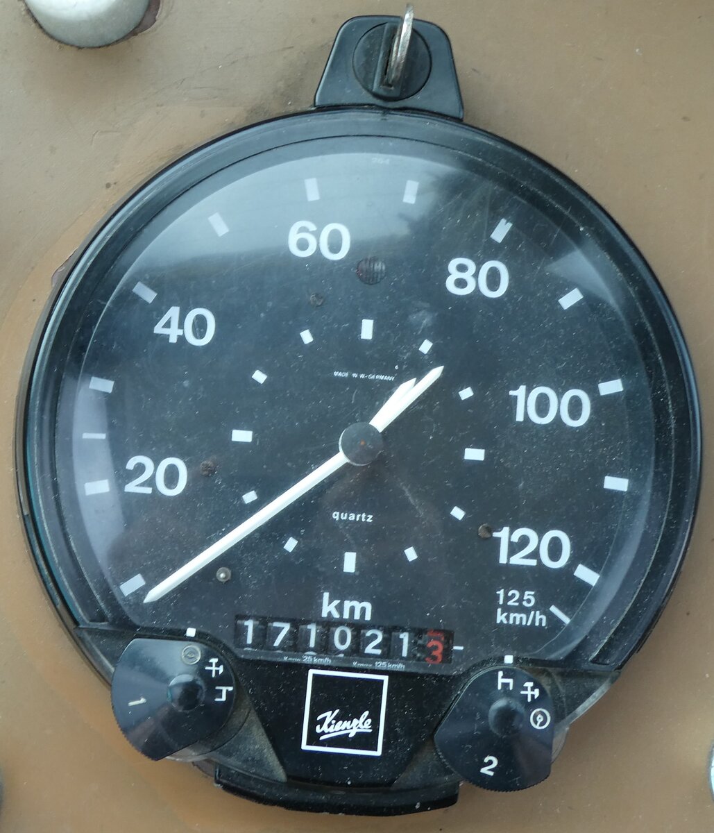 (279'630) - Ritter, Schpbach - BE 90'990 - Saurer/Gangloff (ex Linder, Einigen; ex P 23'146; ex P 2215) am 30. August 2025 in Oberkirch, CAMPUS Sursee (Detailaufnahme - 171'021,3 Kilometer)