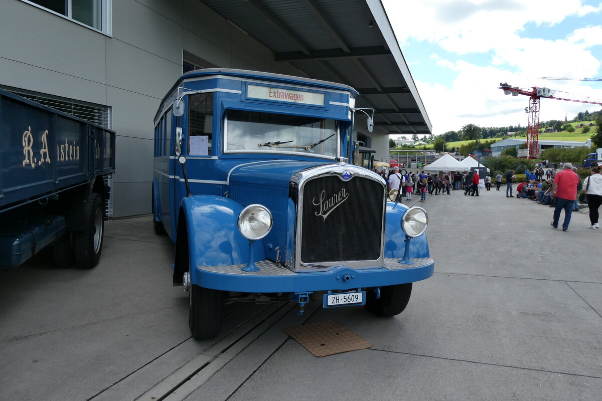 (279'702) - VBZ Zrich (TMZ) - Nr. 9/ZH 5609 - Saurer/SWS (ex Bamert, Wollerau; ex BBA Aarau Nr. 1; ex VBZ Zrich Nr. 209; ex VBZ Zrich Nr. 9) am 30. August 2025 in CAMPUS Sursee
